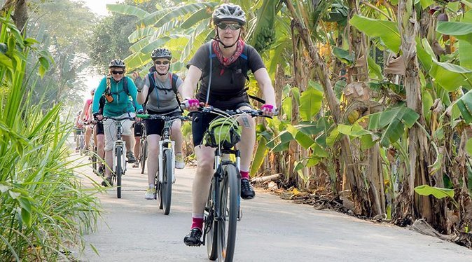 Master the Streets: The Definitive Guide to a Hanoi Guided E-Bike Trip